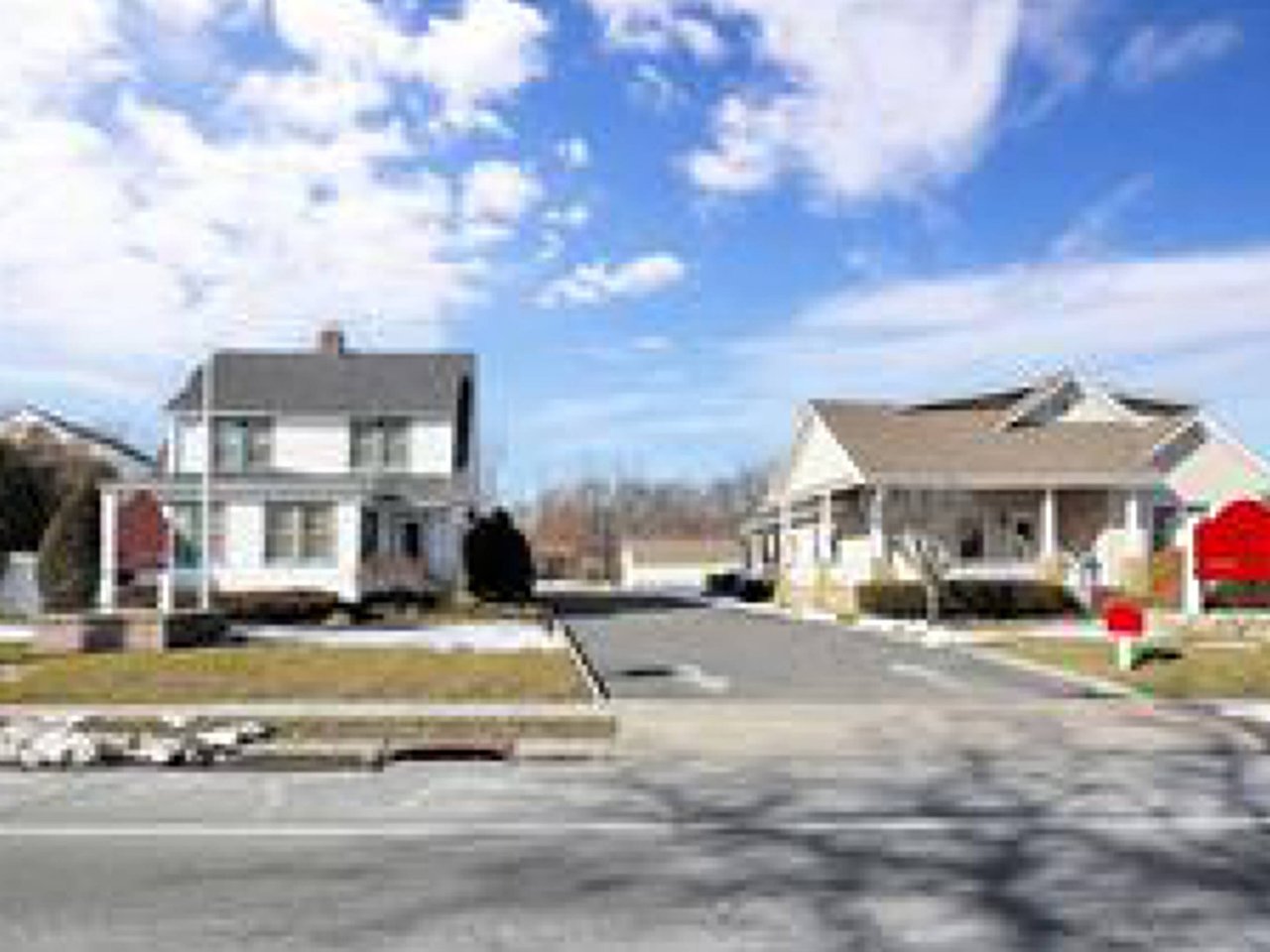 105 & 111 Conklin St 2 properties connected together