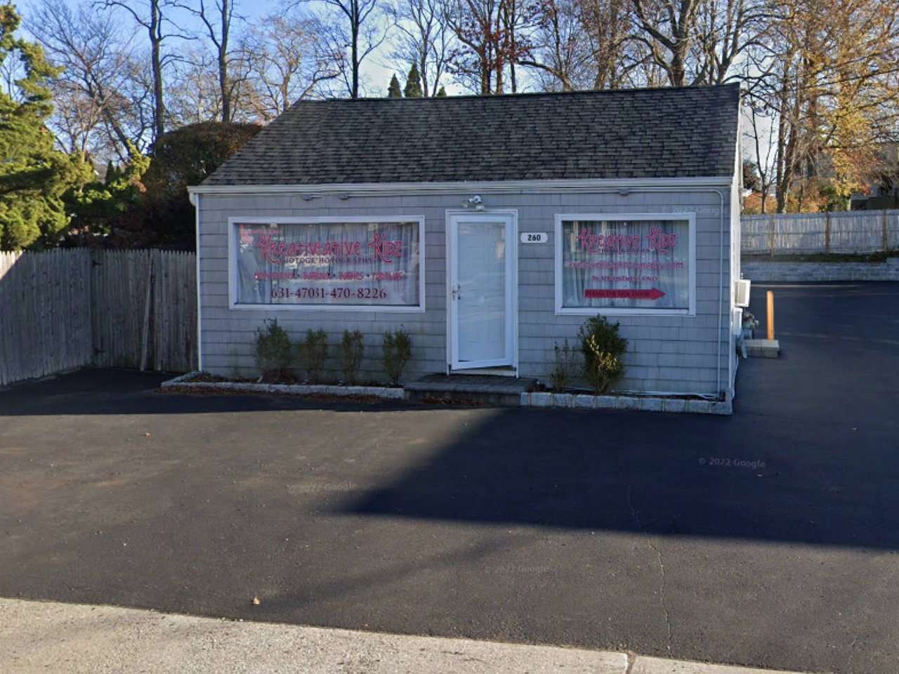 260 E Jericho Tpke Hunt Station 2 Unit Mixed Use