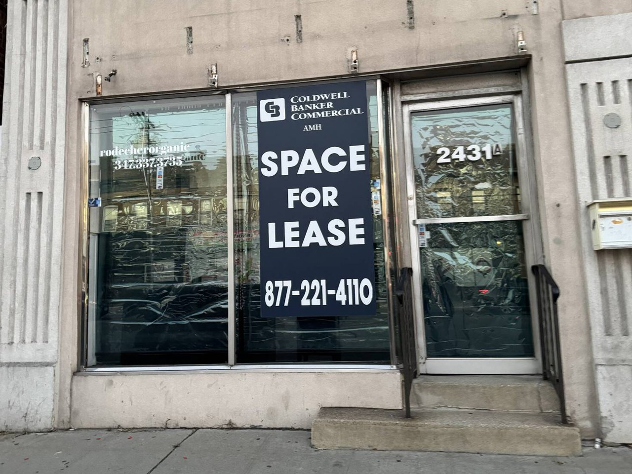 2431 Grand Ave, Baldwin, NY 11510